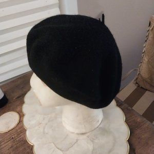 Black Wool Beret | Size OS